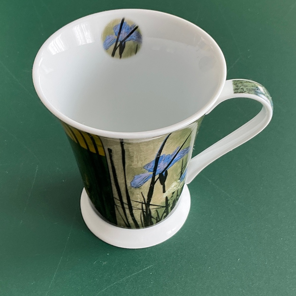 Pimpernel International Porcelain Mug Iris Flowers, Made In England